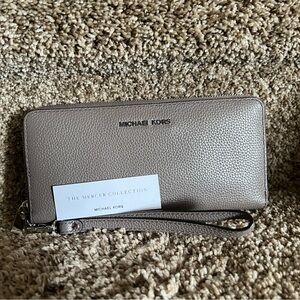 Michael Kors Gray Wristlet Wallet